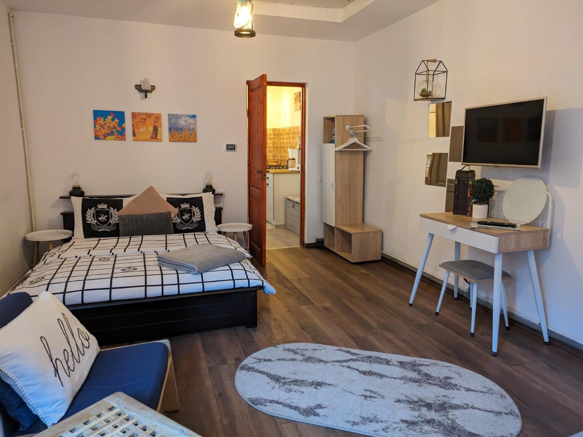 June Studio Apartment บราชอฟ ภายนอก รูปภาพ